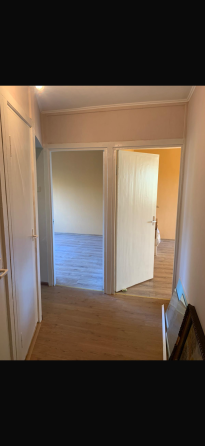 Īpašnieks pārdod 2-istabu dzīvokli ciematā "Upeslejas", Stopiņu pagastā ar attīstītu... Упеслеяс