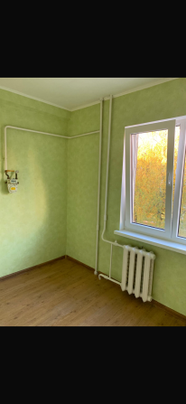 Īpašnieks pārdod 2-istabu dzīvokli ciematā 