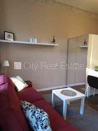 Эта квартира сдается в аренду посуточно (краткосрочная аренда), стоимость аренды Rīga