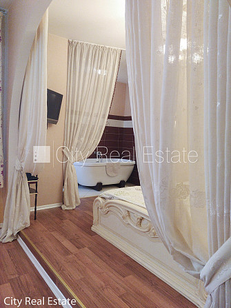 Privātmāja, renovēta māja, labiekārtota apzaļumota teritorija, automātiska zālāja Jūrmala - foto 7