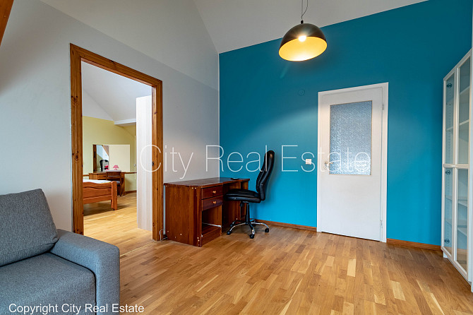 Pagalma ēka, bezmaksas stāvvieta pagalmā, studio tipa, virtuve apvienota ar istabu, elektriskā Rīga - foto 14