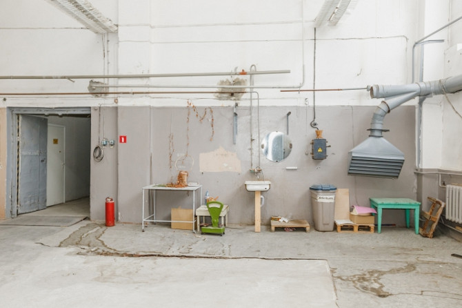 Industriālais parks Ziepniekalnā iznomā telpas bez apkures.  Telpām ir nepieciešams remonts. Rīga - foto 6