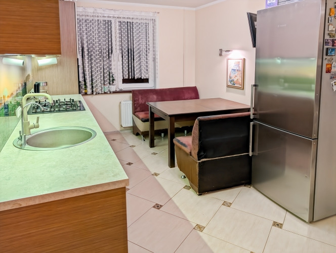 Продаётся просторная и уютная 3-комнатная квартира в самом сердце Плявниеков  В Рига - изображение 3