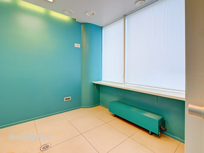 Telpas Jūsu skaistumkopšanas biznesam vai veikalam!  Priekšrocības: +Telpas un aprīkojums Rīga - foto 8