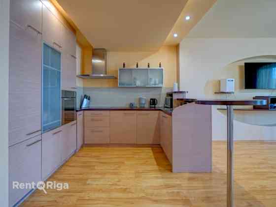 Современная студия с террасой в Плявниеках  заезжай и живи сразу!   Ищете жильё, Rīga