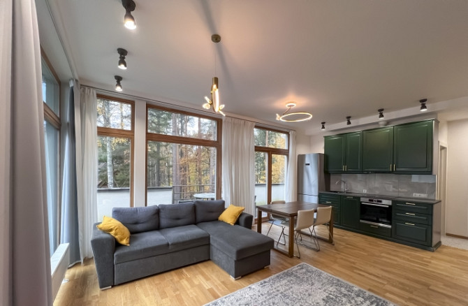 Gaišs un silts 3 istabu dzīvoklis Jūrmalā. Dzīvoklis atrodas koptā, mierīgā un drošā Jūrmala - foto 2