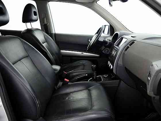 Nissan X-Trail Luxury 4x4 2.0 dCi 110kW Tallina