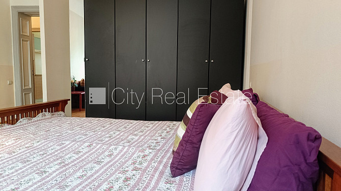 Fasādes māja, renovēta māja, fasāde ar dekoratīvo apmetumu, slēgts pagalms, kāpņu telpa Rīga - foto 7