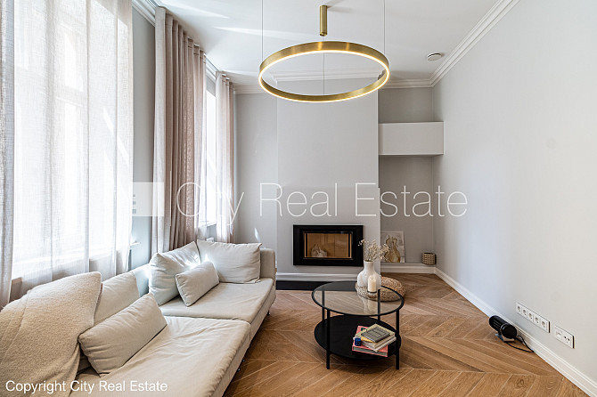 Земля в собственности, фасадный дом, вход с улицы, лифт, лестничная клетка после Рижский район - изображение 3