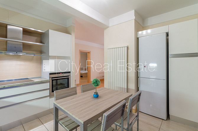 Jaunceltne, labiekārtota apzaļumota teritorija, slēgts pagalms, vieta vairākām automašīnām, Jūrmala - foto 6