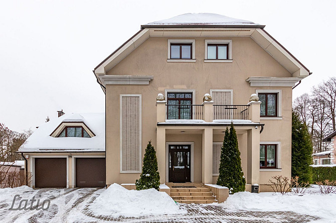 Pārdod plašu, kvalitatīvi būvētu un pilnībā aprīkotu trīs stāvu māju ar pārdomātu Rīga - foto 2