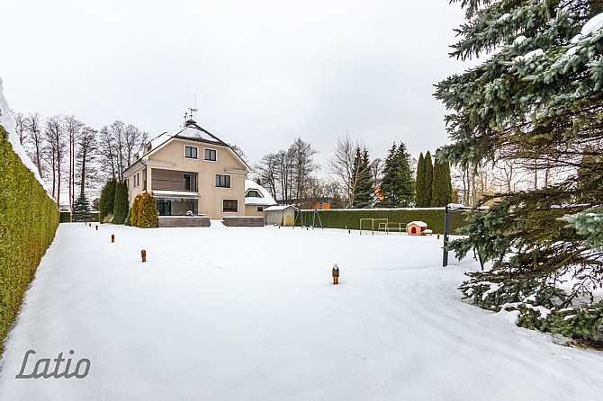 Pārdod plašu, kvalitatīvi būvētu un pilnībā aprīkotu trīs stāvu māju ar pārdomātu Rīga - foto 4
