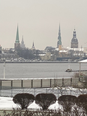 Сдаем уютную, недавно отремонтированную, меблированную квартиру с видом на Рига - изображение 2