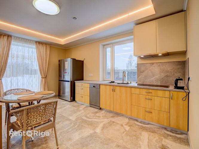 Ilgtermiņa īrei tiek piedāvāta jauna privātmāja Brankās  tikai 6 km attālumā no Jelgavas Jelgava un novads - foto 1