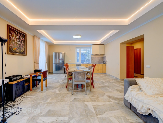 Ilgtermiņa īrei tiek piedāvāta jauna privātmāja Brankās  tikai 6 km attālumā no Jelgavas Jelgava un novads - foto 3