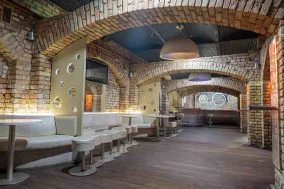 Nomai pieejamas Kaļķu vārtu kluba telpas pašā Vecrīgas sirdī.  Telpas ir pilnībā aprīkotas ar visu n Rīga