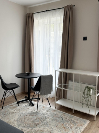 Ilgtermiņa īrei pieejams studio tipa dzīvoklis.  Pārdomāts dzīvokļa plānojums, kas sastāv no koridor Рига - изображение 4