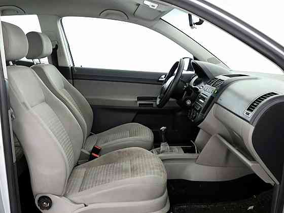 Volkswagen Polo Comfortline Facelift 1.4 55kW Tallina