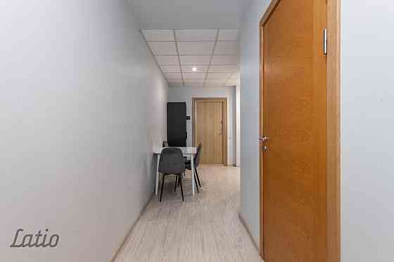 Pārdošanā kompakts 2 istabu dzīvoklis renovētā ēkā Rīgā. Tiek piedāvāts gaišs un funkcionāli plānots Rīga