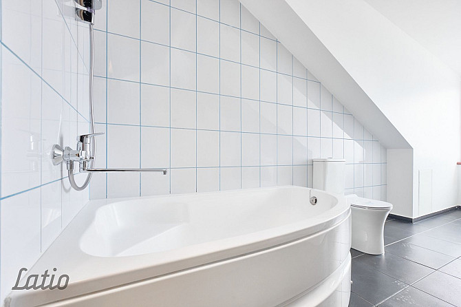 Pārdošanā kompakts 2 istabu dzīvoklis renovētā ēkā Rīgā. Tiek piedāvāts gaišs un funkcionāli plānots Рига - изображение 5