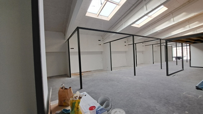 Предлагаются офисные помещения на весь 2-й этаж для компаний с готовым проектом. Рига - изображение 4