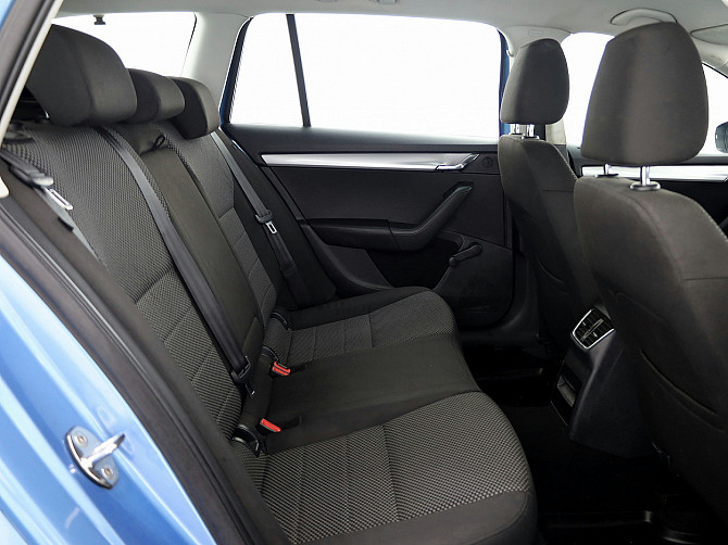 Skoda Octavia Comfortline 4x4 2.0 TDI 110kW Tallina - foto 7