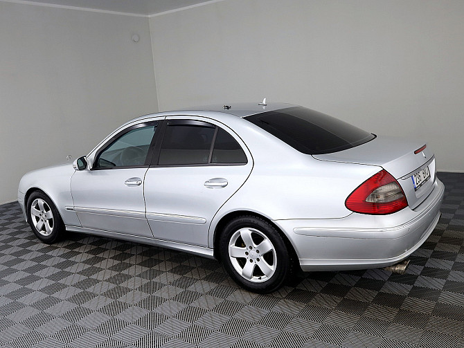 Mercedes-Benz E 220 Avantgarde Facelift ATM 2.1 CDI 125kW Tallina - foto 4