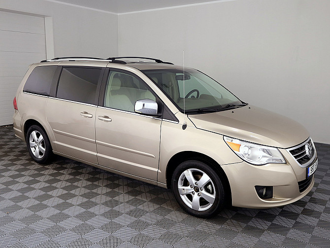 Volkswagen Routan Highline ATM 4.0 189kW Tallina - foto 1