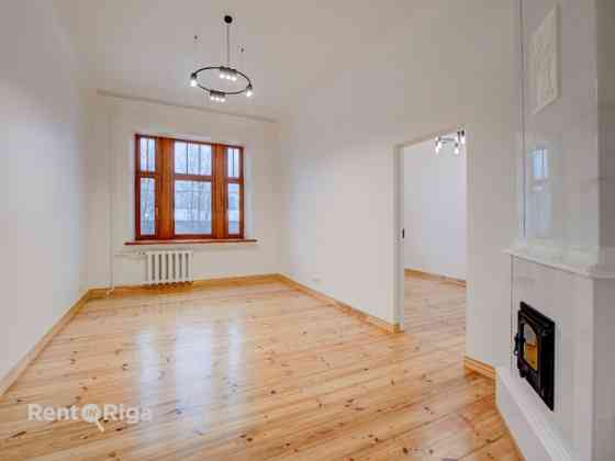 Продаётся элегантная 3-комнатная квартира в престижном и спокойном центральном Рига