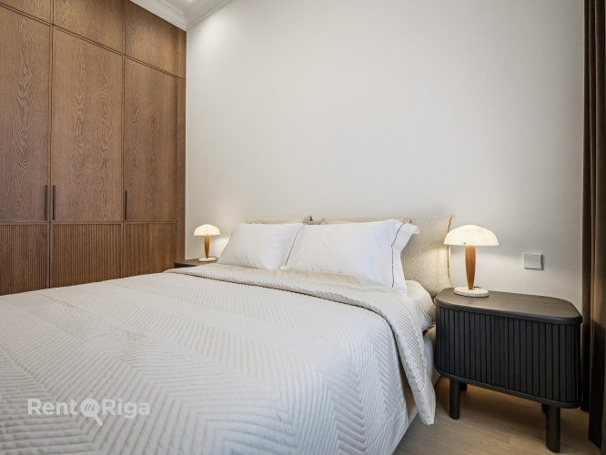 Piedāvājam jaunu elegantu dzīvokli renovētā ēkā pašā Rīgas centrā, preti parkam, pie Rīga - foto 9