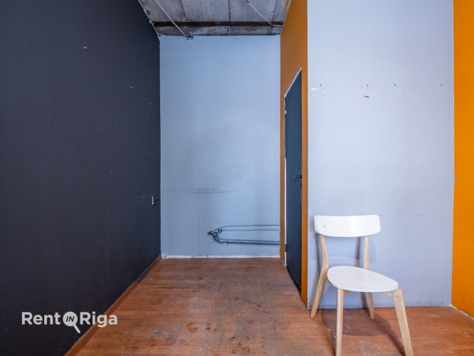 Iznomā noliktavas un biroja telpas Duntes ielā 11 Ilgtermiņa nomai pieejamas daudzfunkcionālas Rīga - foto 9