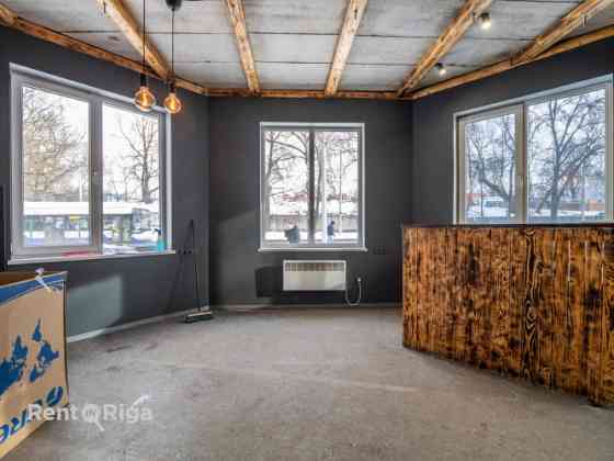 Сдаются складские и офисные помещения на улице Дунтес 11  В долгосрочную аренду Rīga