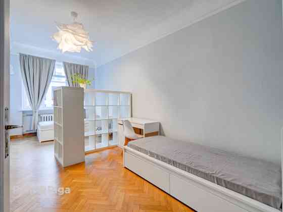 Сдаётся меблированная 3-комнатная квартира в центре Риги.  В квартире недавно был Рига