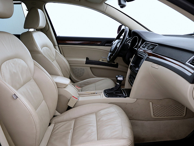 Skoda Superb Highline ATM 2.0 TDI 125kW Tallina - foto 6