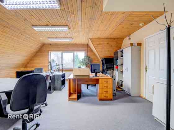 Офис в аренду!  Предлагаем в аренду удобное и функциональное офисное помещение в Рига