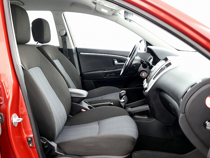 Kia Ceed Facelift 1.6 CRDi 85kW Таллин - изображение 6