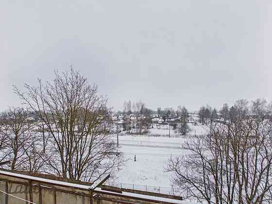 Pārdošanā 3 istabu dzīvoklis. Tiek piedāvāts gaišs un funkcionāli plānots dzīvoklis ar labu potenciā Olaine