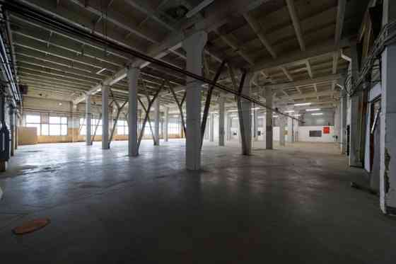 Warehouse or production premises on the 2nd floor with a freight elevator  1 large unrenovated wareh Рига