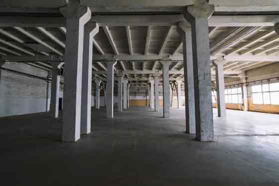 Warehouse or production premises on the 2nd floor with a freight elevator  1 large unrenovated wareh Рига