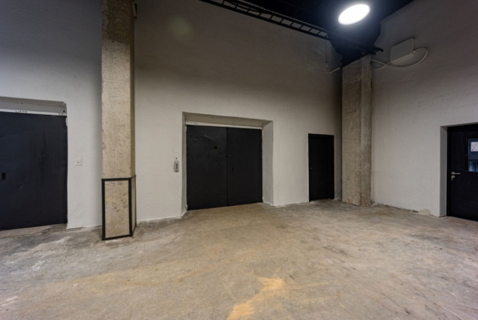 Warehouse or production premises on the 2nd floor with a freight elevator  1 large unrenovated wareh Рига - изображение 9