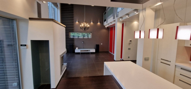 Ekskluzīva rezidence Mazā Baltezera krastā  Divstāvu privātmāja Baltezerā, Mazā Baltezera Ādažu novads - foto 7