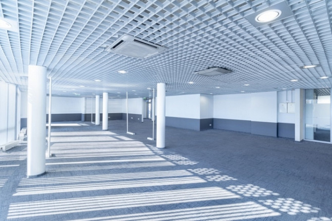 Open-plan office for lease occupying the entire 4th floor of the building.  The interior area is 500 Рига - изображение 5