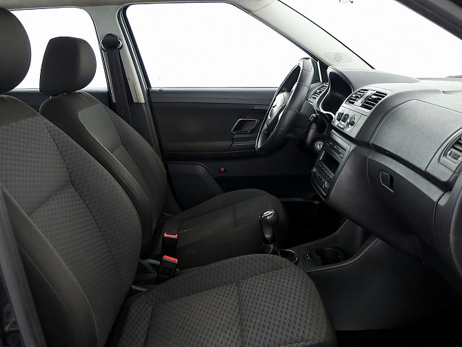 Skoda Fabia Comfortline Facelift 1.2 51kW Tallina - foto 6