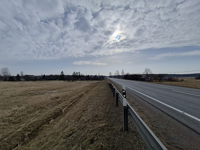 Pārdod zemes gabalu stratēģiski izdevīgā vietā pie A1 šosejas, Salacgrīvā

Tiek pārdots Salaspils - foto 10