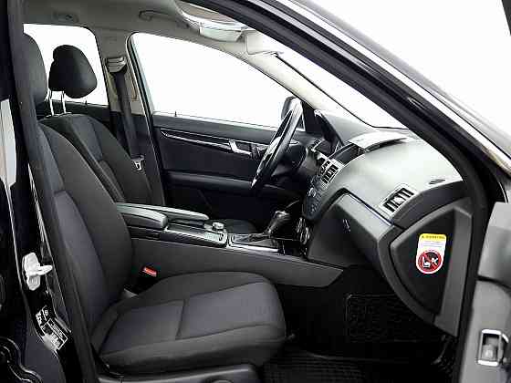 Mercedes-Benz C 220 Elegance ATM 2.1 CDI 125kW Tallina