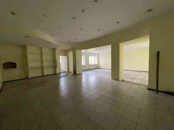 Telpas ražotnei ar PVD. Industriālas teritorijas bijušās ēdnīcas telpas.   Ieeja no pagalmas daļas,  Рига