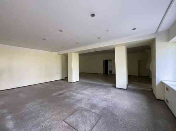 Telpas ražotnei ar PVD. Industriālas teritorijas bijušās ēdnīcas telpas.   Ieeja no pagalmas daļas,  Рига