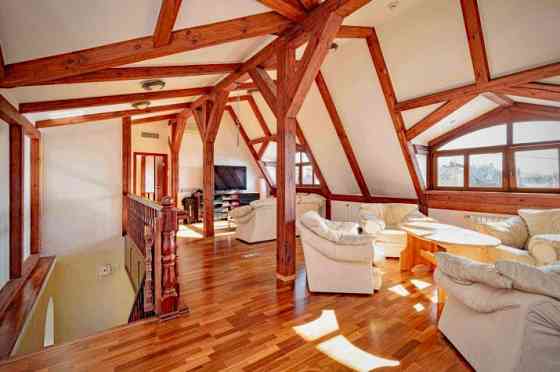 Эксклюзивный пентхаус в сердце Старой Риги  Продается двухуровневый пентхаус в Рига