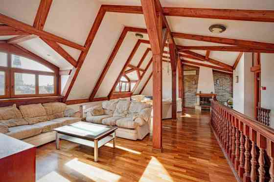 Эксклюзивный пентхаус в сердце Старой Риги  Продается двухуровневый пентхаус в Рига