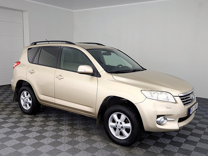 Toyota RAV4 Linea Sol Facelift LPG 2.0 116kW Tallina - foto 1